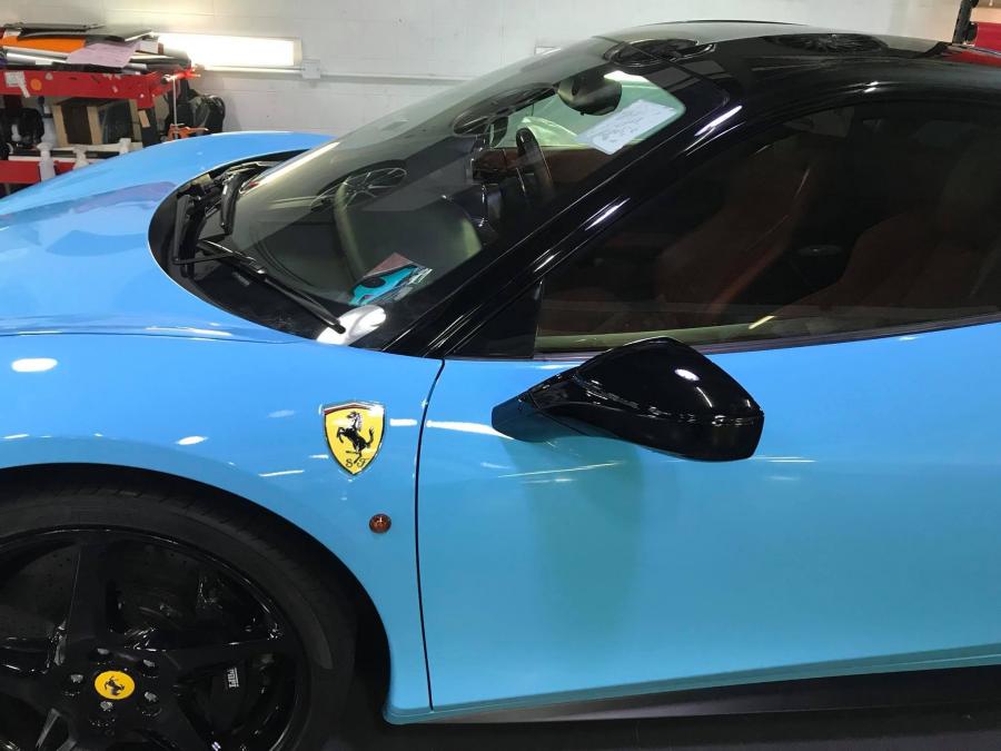 Детали экстерьера Ferrari 458 Italia by Impressive Wrap 2018 года  (фото 4 из 15)